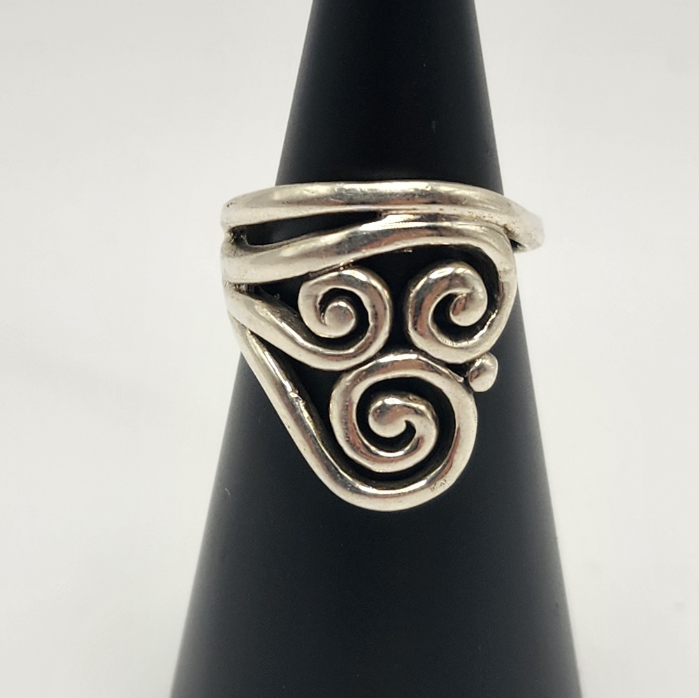 Silver Swirl Statement Ring - Silver